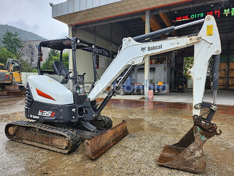 500만원 인하 바브켓 E35Z 2020년식 버켓3종 미니 중고굴삭기 미니035--1